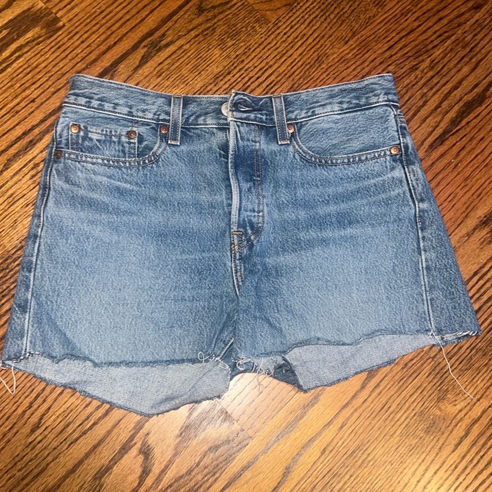 levi’s jean short